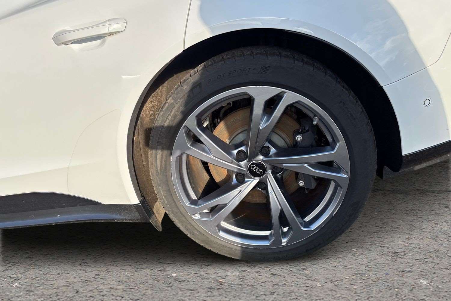 Used Audi e-tron GT 2022 for sale - 77270329: Photo 10