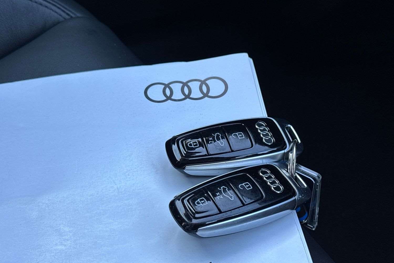 Used Audi e-tron GT 2022 for sale - 77270329: Photo 25