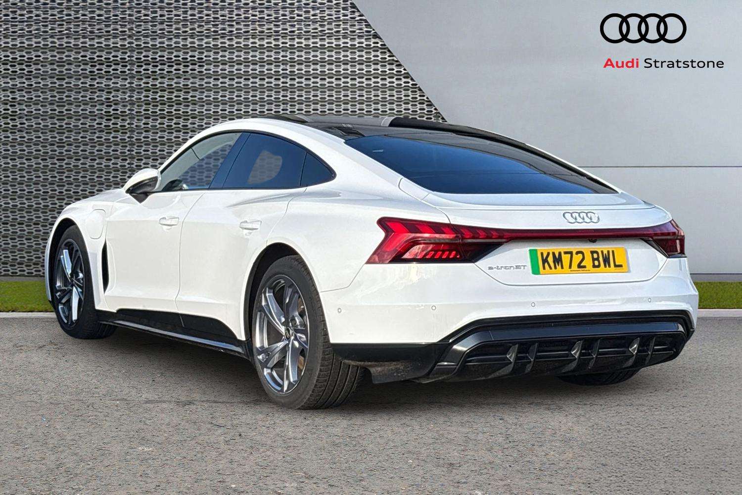 Used Audi e-tron GT 2022 for sale - 77270329: Photo 3