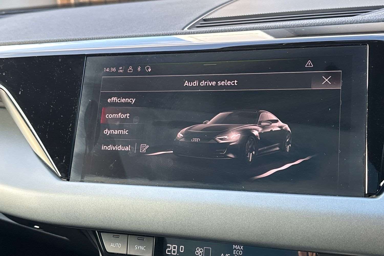 Used Audi e-tron GT 2022 for sale - 77270329: Photo 30