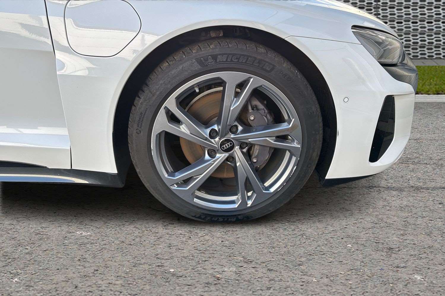 Used Audi e-tron GT 2022 for sale - 77270329: Photo 5