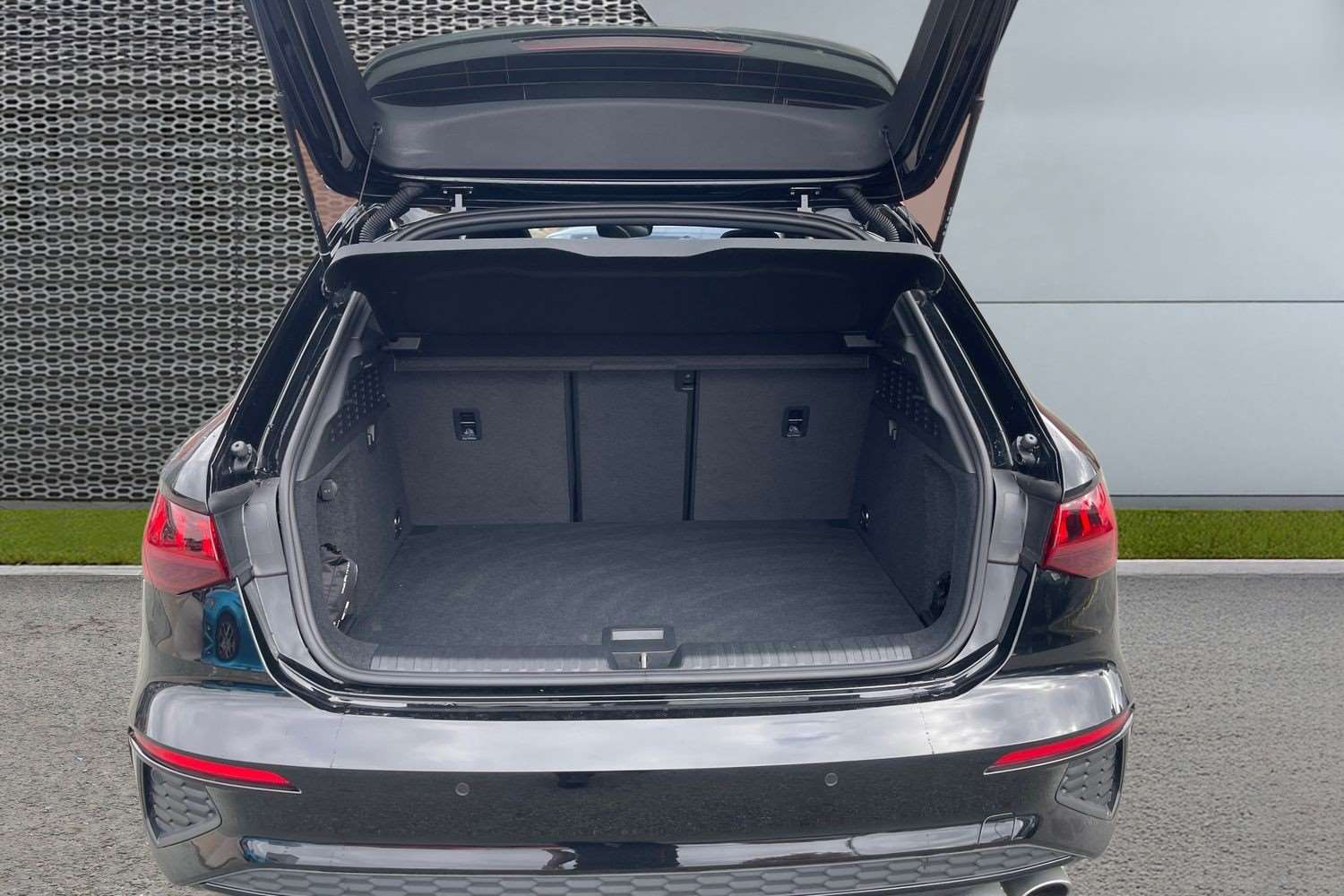 Used Audi A3 2023 for sale - 76598316: Photo 13