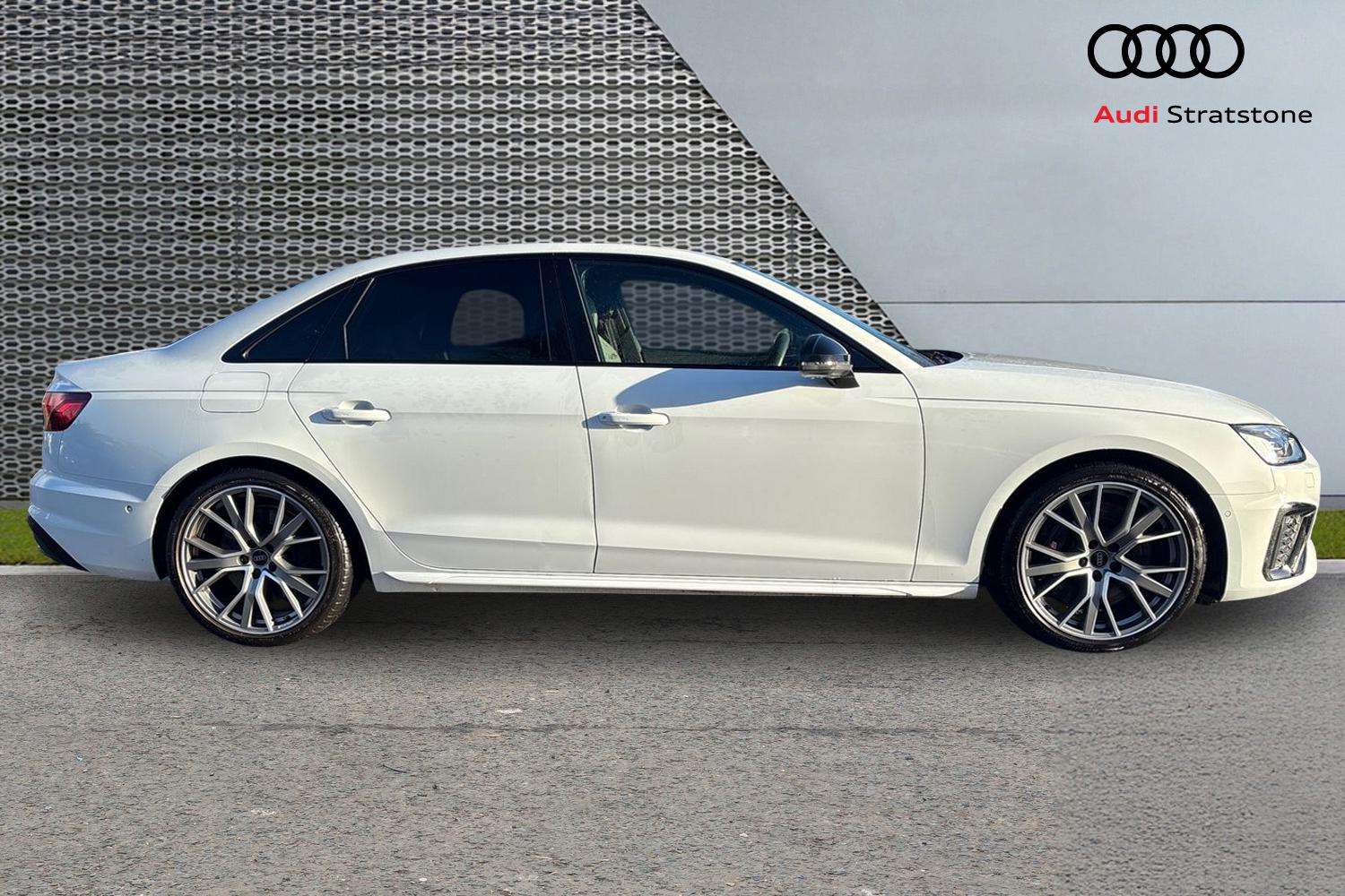 Used Audi A4 2022 for sale - 76705089: Photo 4