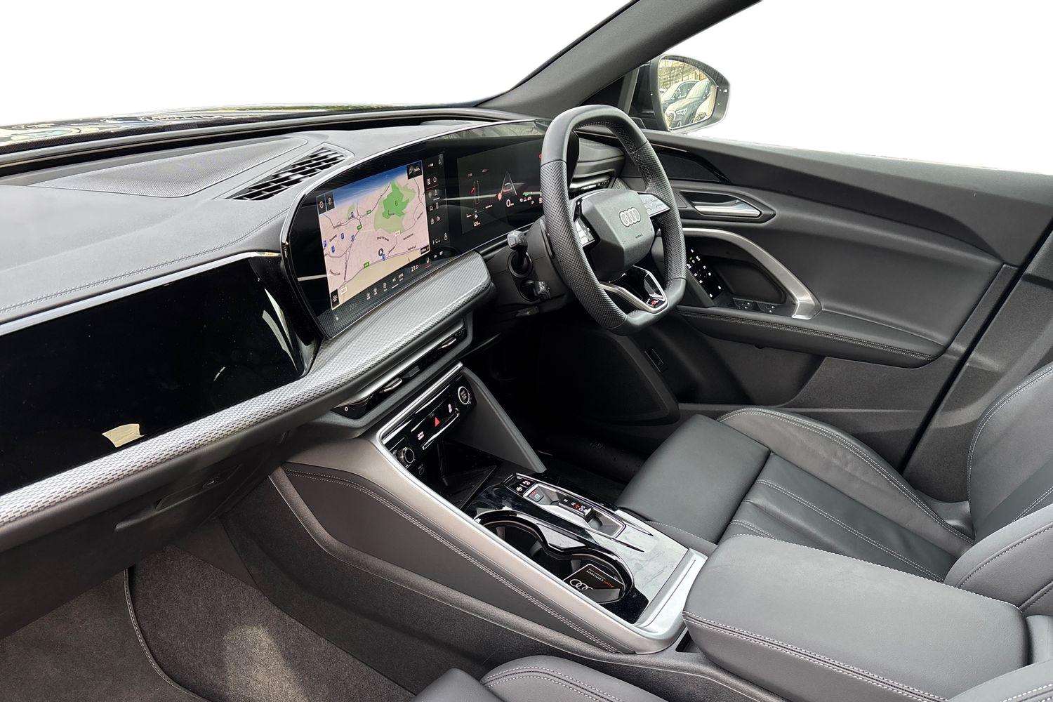 Used Audi Q5 2025 for sale - 77112320: Photo 2