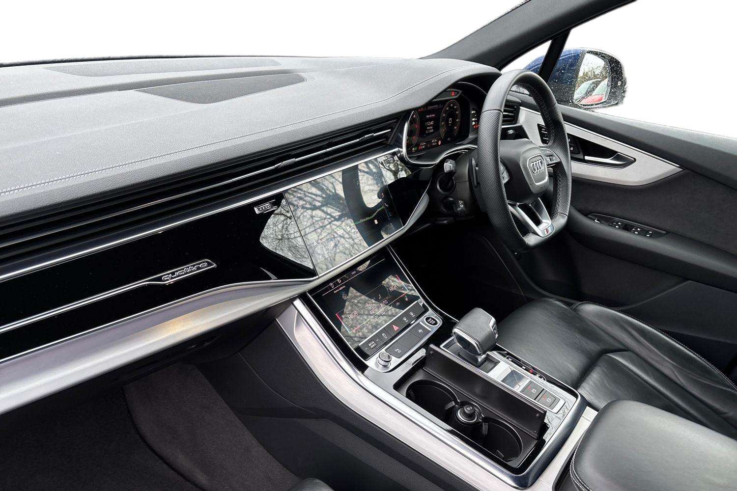 Used Audi Q7 2023 for sale - 77206412: Photo 2