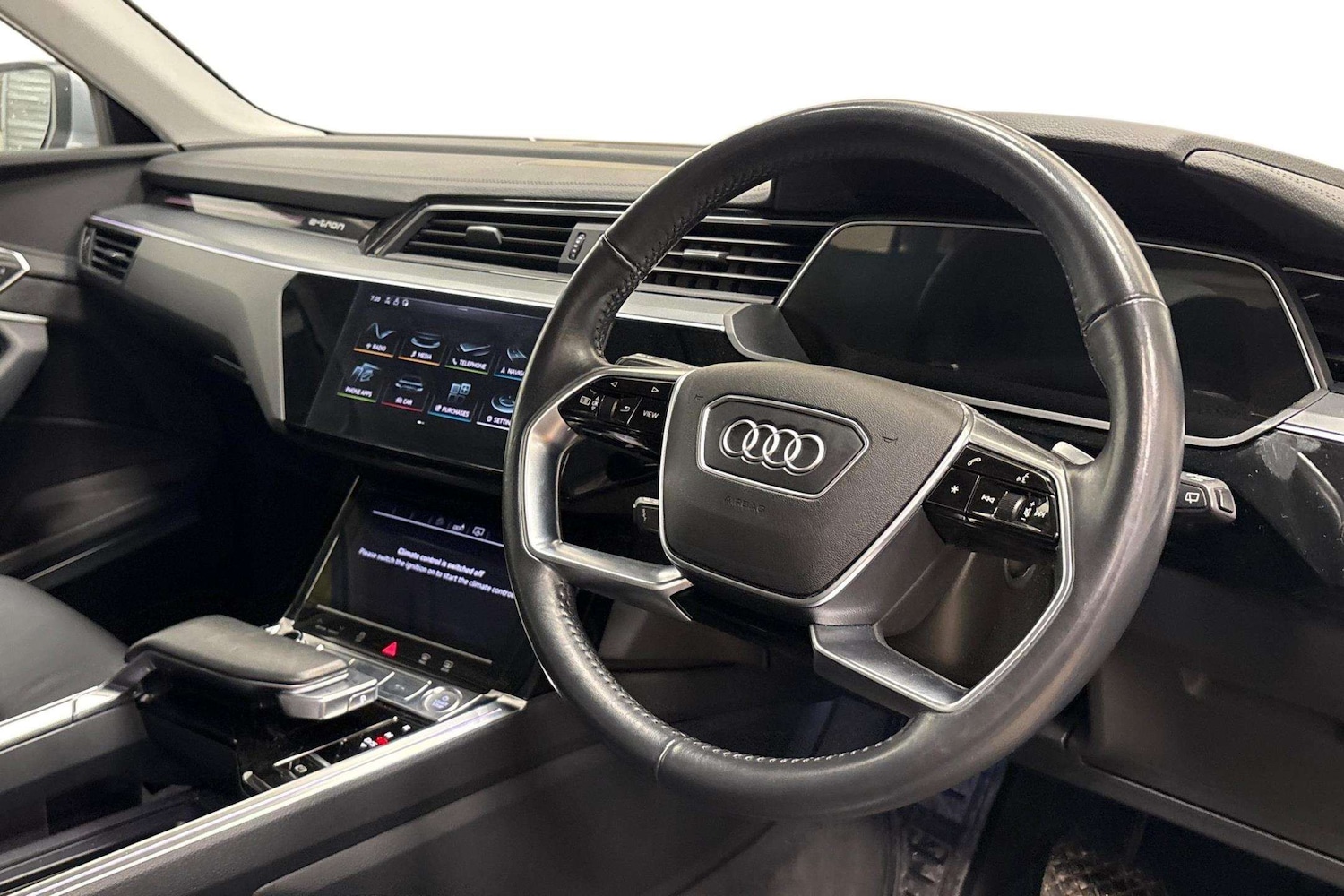 Used Audi e-tron 2020 for sale - 77206516: Photo 6