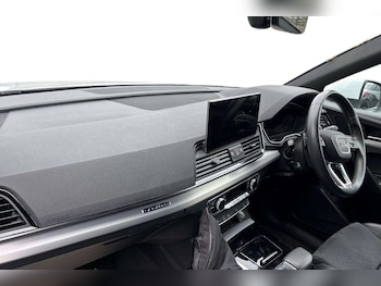 Used Audi Q5 2021 for sale - 77928550: Photo