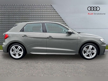 Used Audi A1 2022 for sale - 77011249: Photo