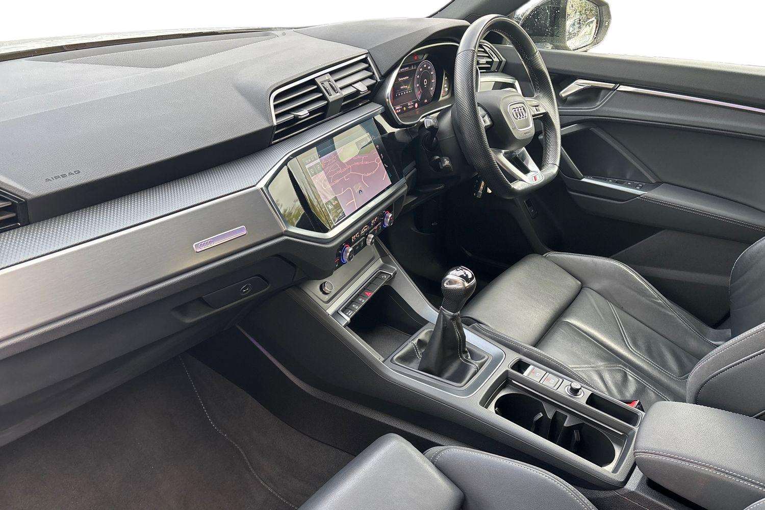 Used Audi Q3 2021 for sale - 76087964: Photo 2