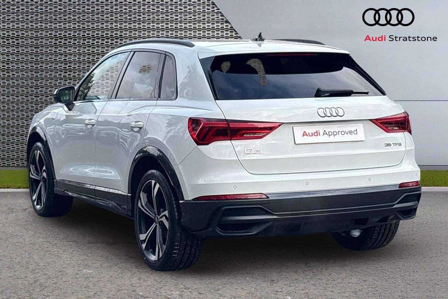 Used Audi Q3 2021 for sale - 76087964: Photo 3