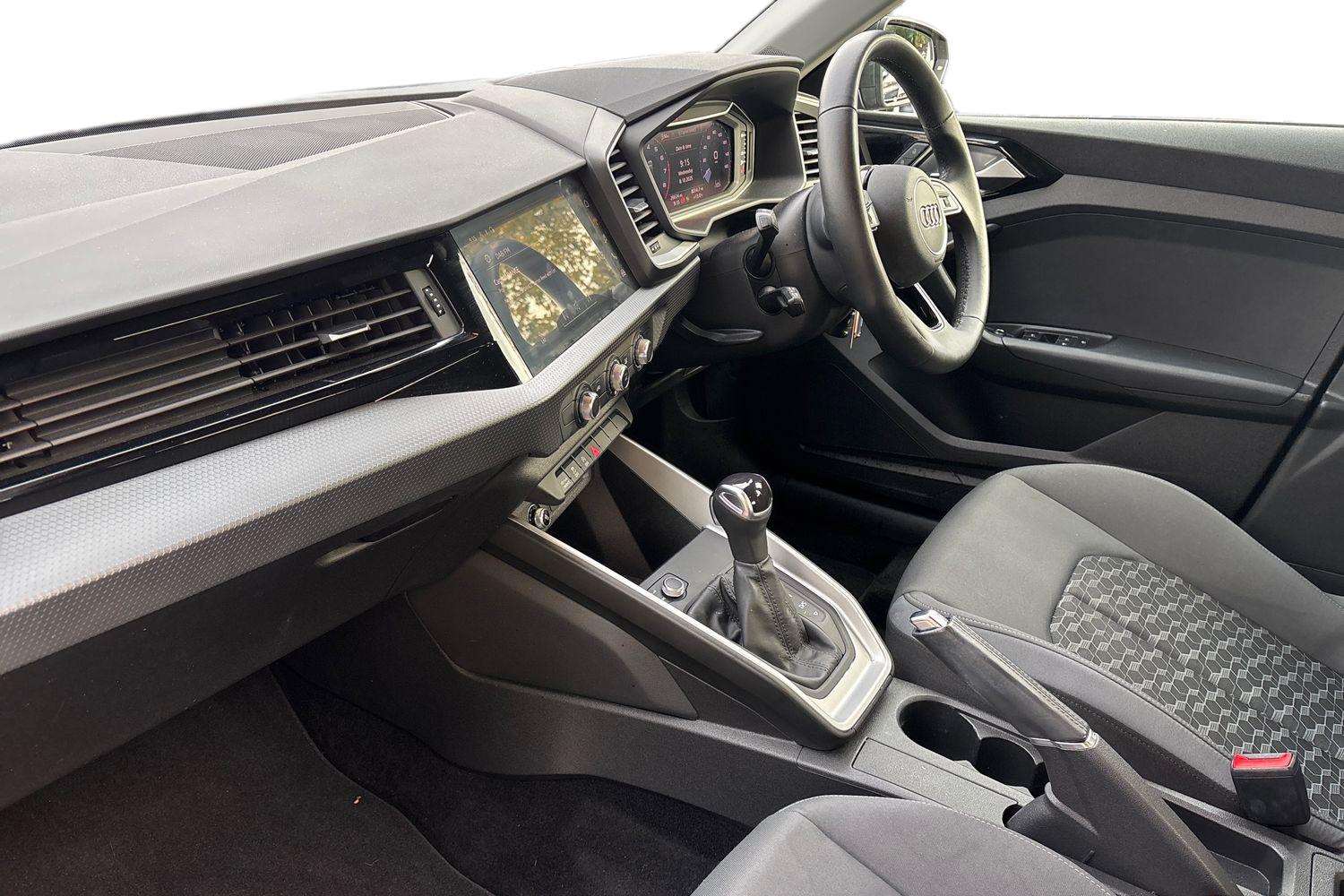 Used Audi A1 2023 for sale - 76218426: Photo 2