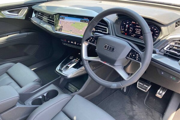 Used Audi Q4 e-tron 2025 for sale - 75710863: Photo 6