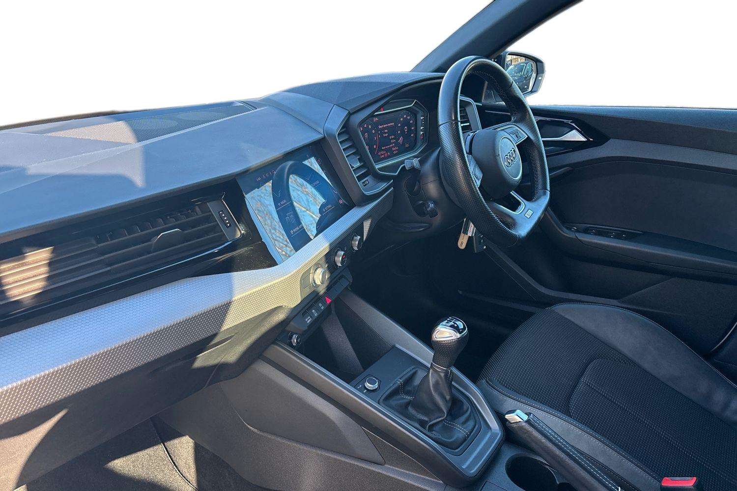 Used Audi A1 2021 for sale - 76718101: Photo 2