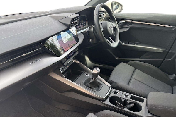Used Audi A3 2024 for sale - 76100651: Photo 2