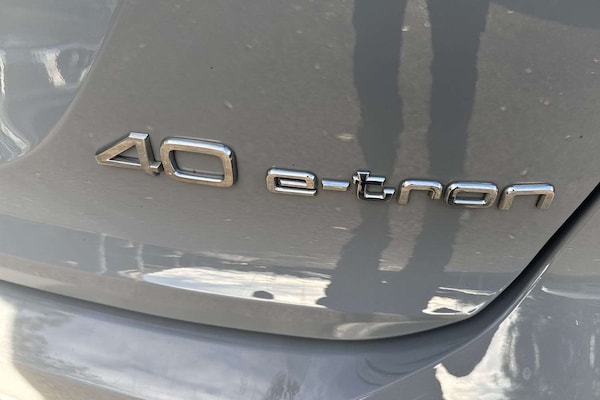 Used Audi Q4 e-tron 2022 for sale - 76088050: Photo 12