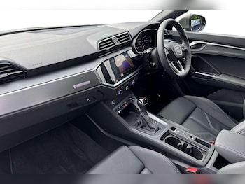 Used Audi Q3 2024 for sale - 75903191: Photo
