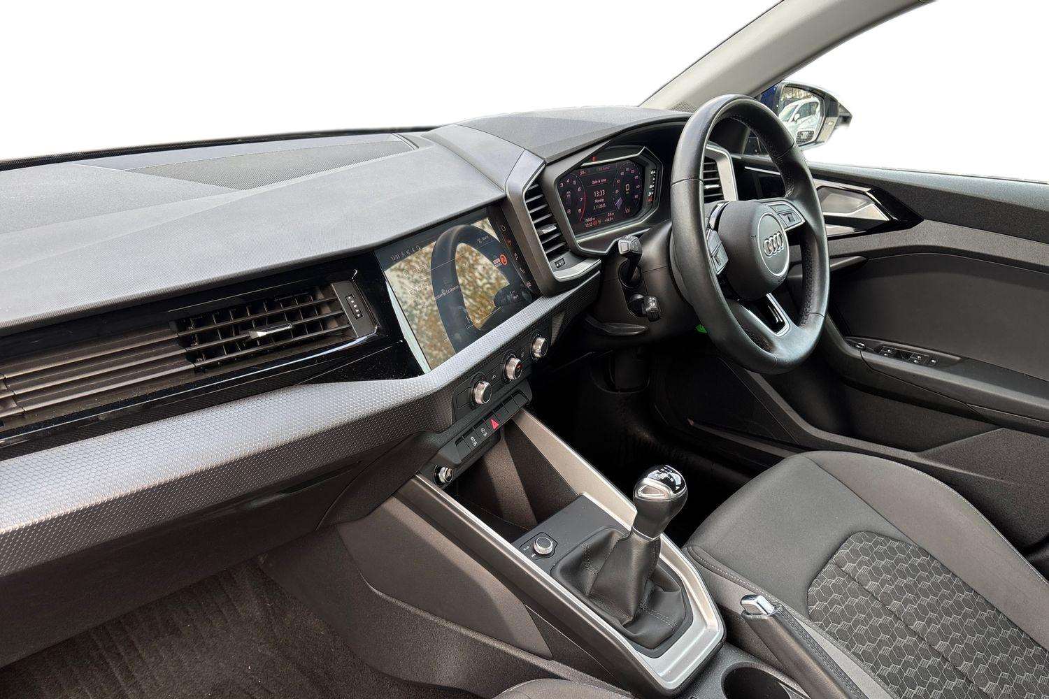 Used Audi A1 2023 for sale - 76435761: Photo 2