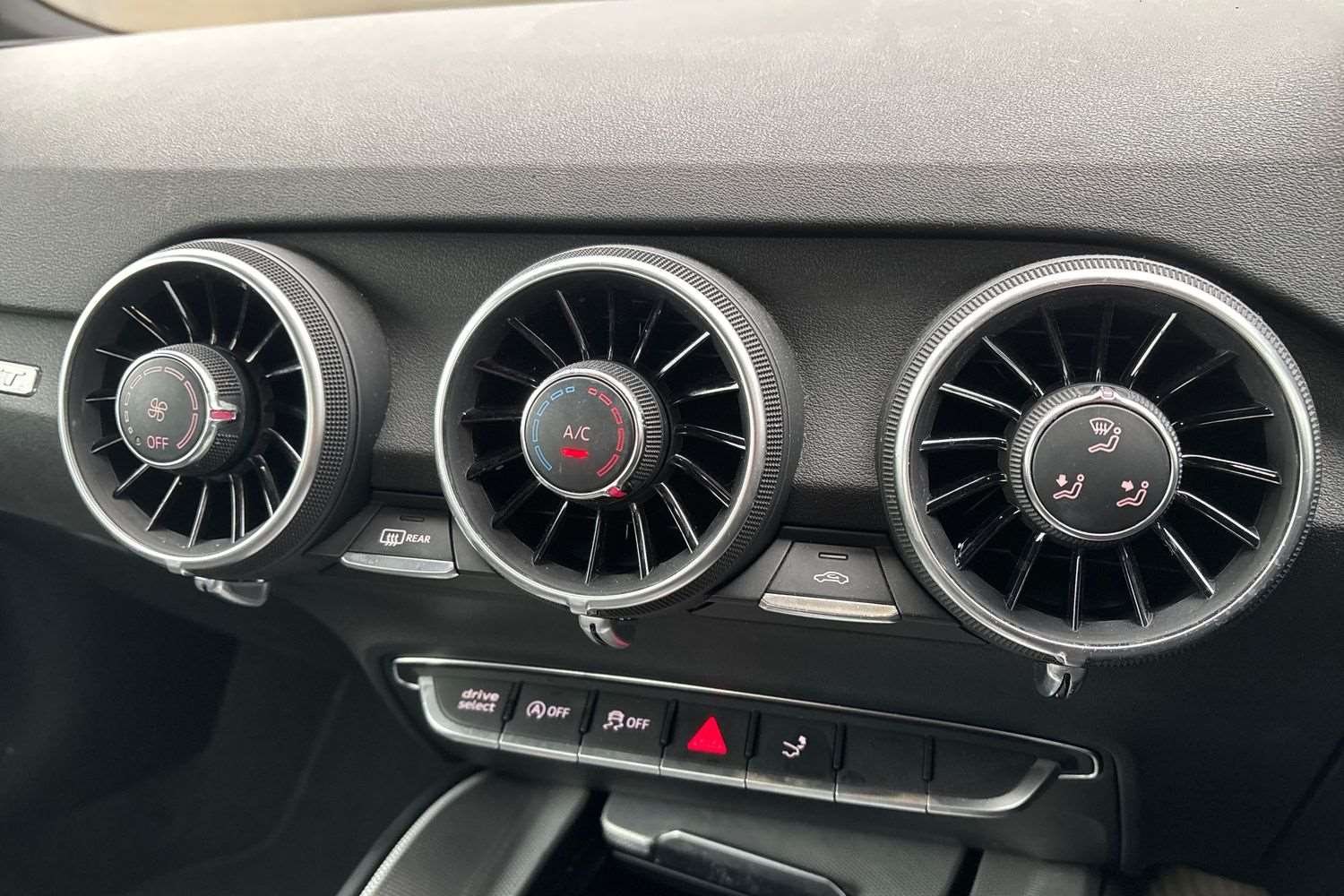 Used Audi TT 2018 for sale - 77361482: Photo 28