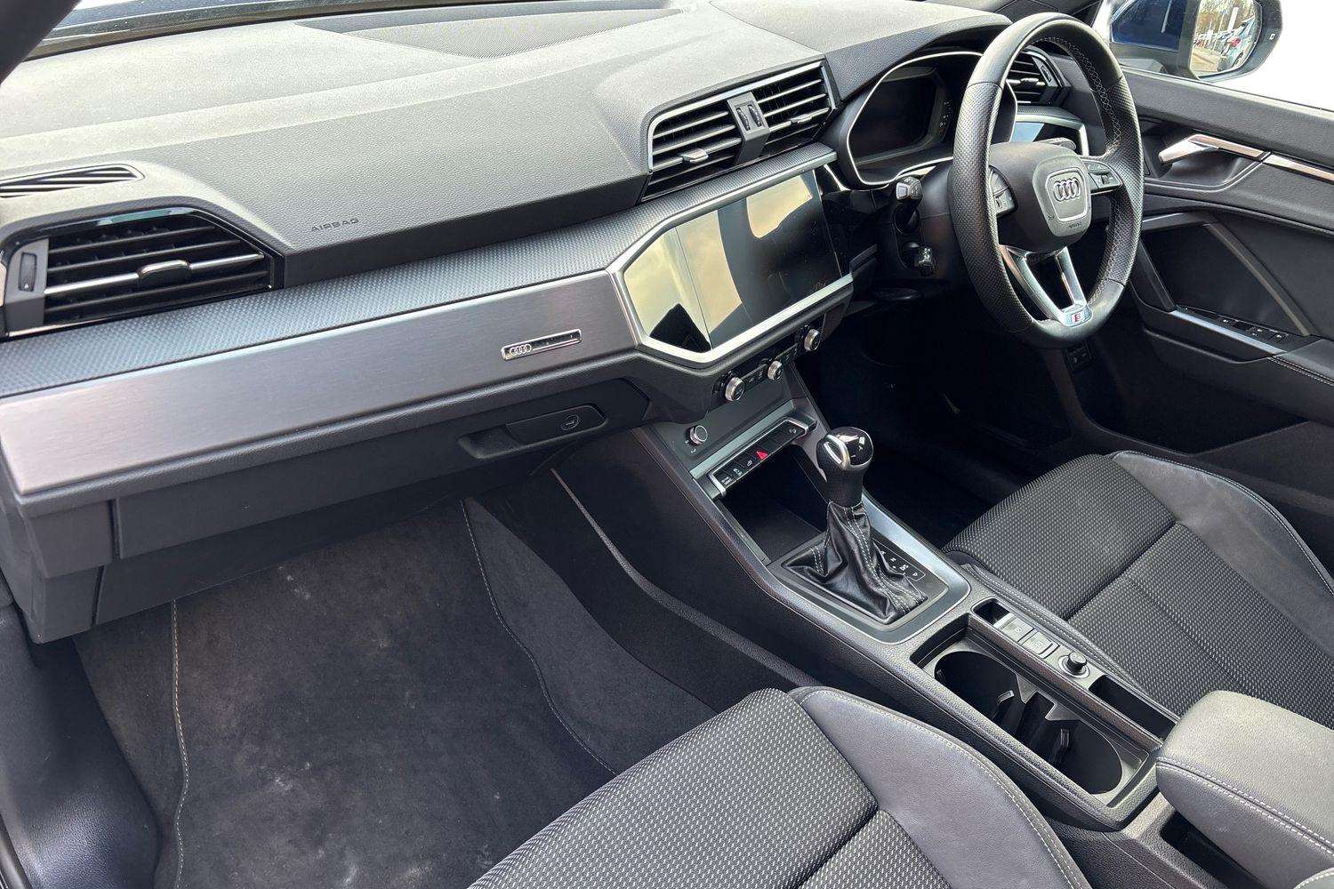 Used Audi Q3 for sale - 77361284: Photo 2