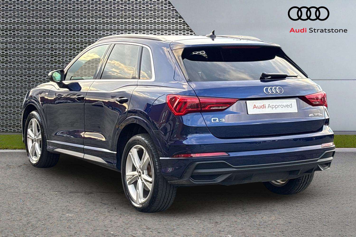 Used Audi Q3 for sale - 77361284: Photo 3