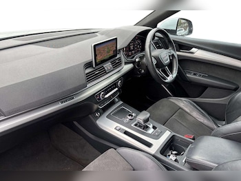 Used Audi Q5 2018 for sale - 76553081: Photo