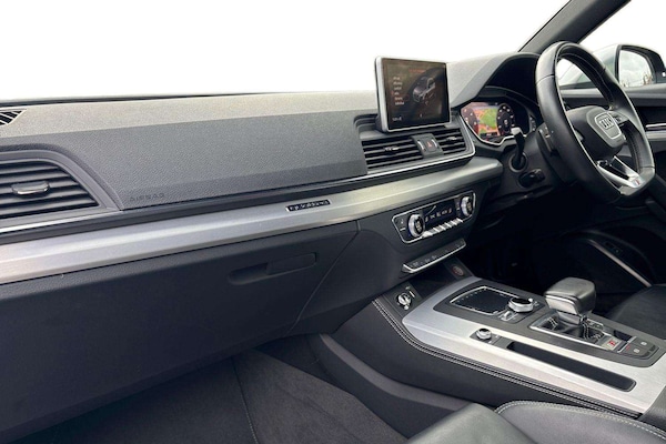 Used Audi Q5 2020 for sale - 76126003: Photo 2