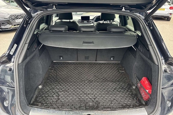 Used Audi Q5 2020 for sale - 76126003: Photo 31