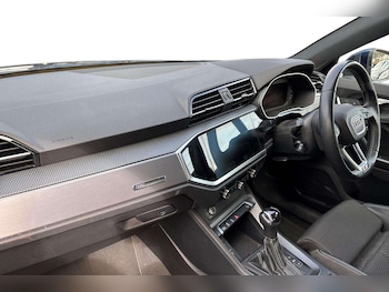 Used Audi Q3 2022 for sale - 77972782: Photo