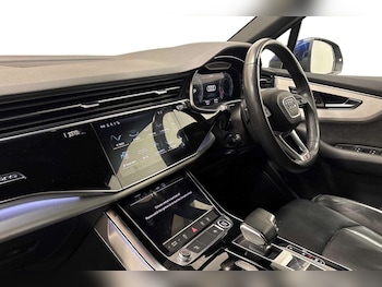 Used Audi Q7 2022 for sale - 79215350: Photo