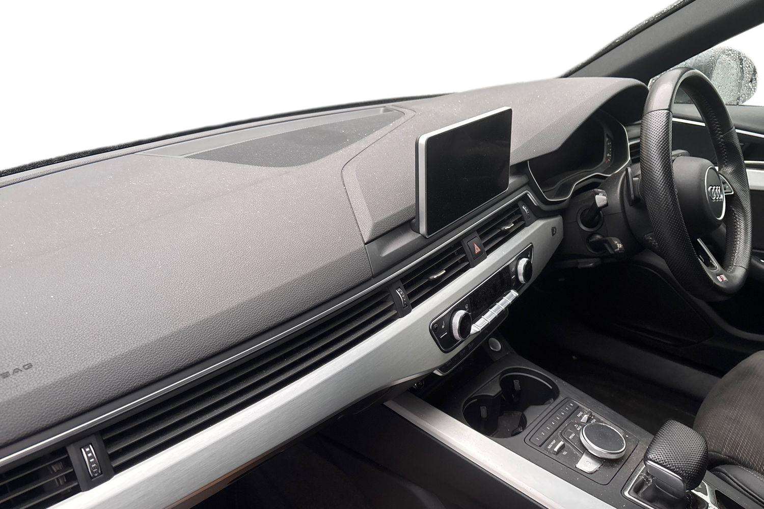 Used Audi A4 2019 for sale - 77373716: Photo 2