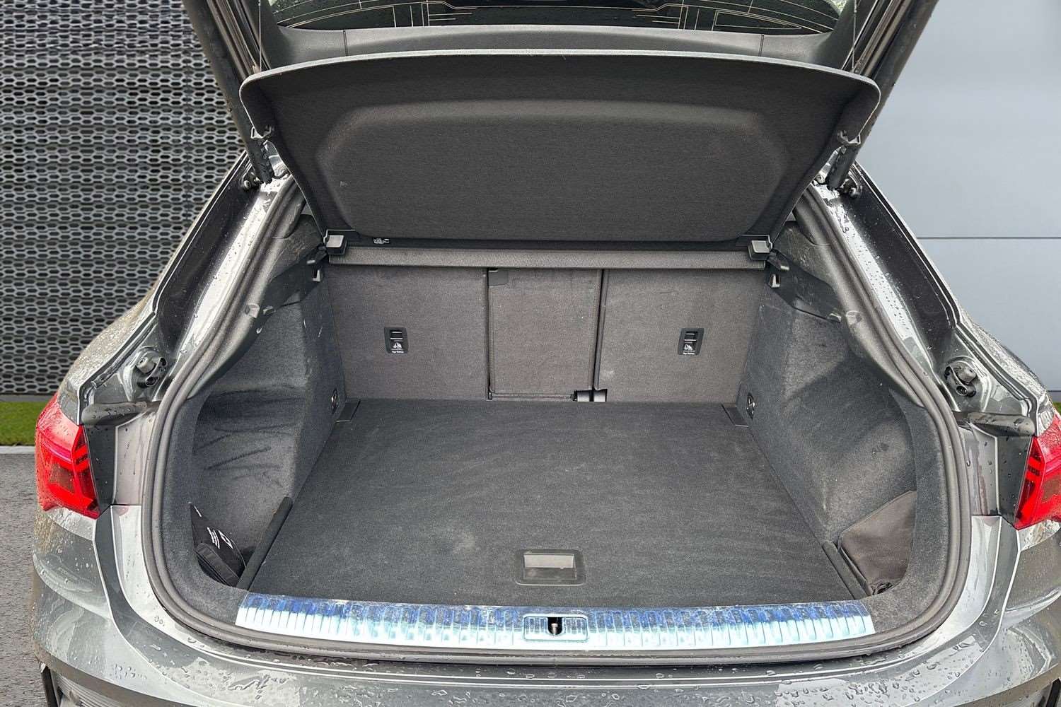 Used Audi Q3 2025 for sale - 77674792: Photo 13