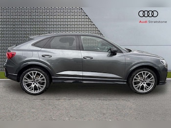 Used Audi Q3 2025 for sale - 77674792: Photo