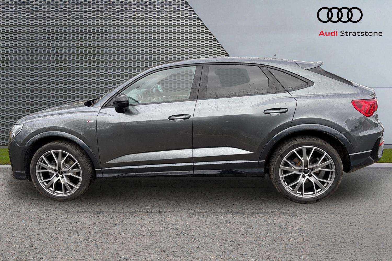 Used Audi Q3 2025 for sale - 77674792: Photo 8