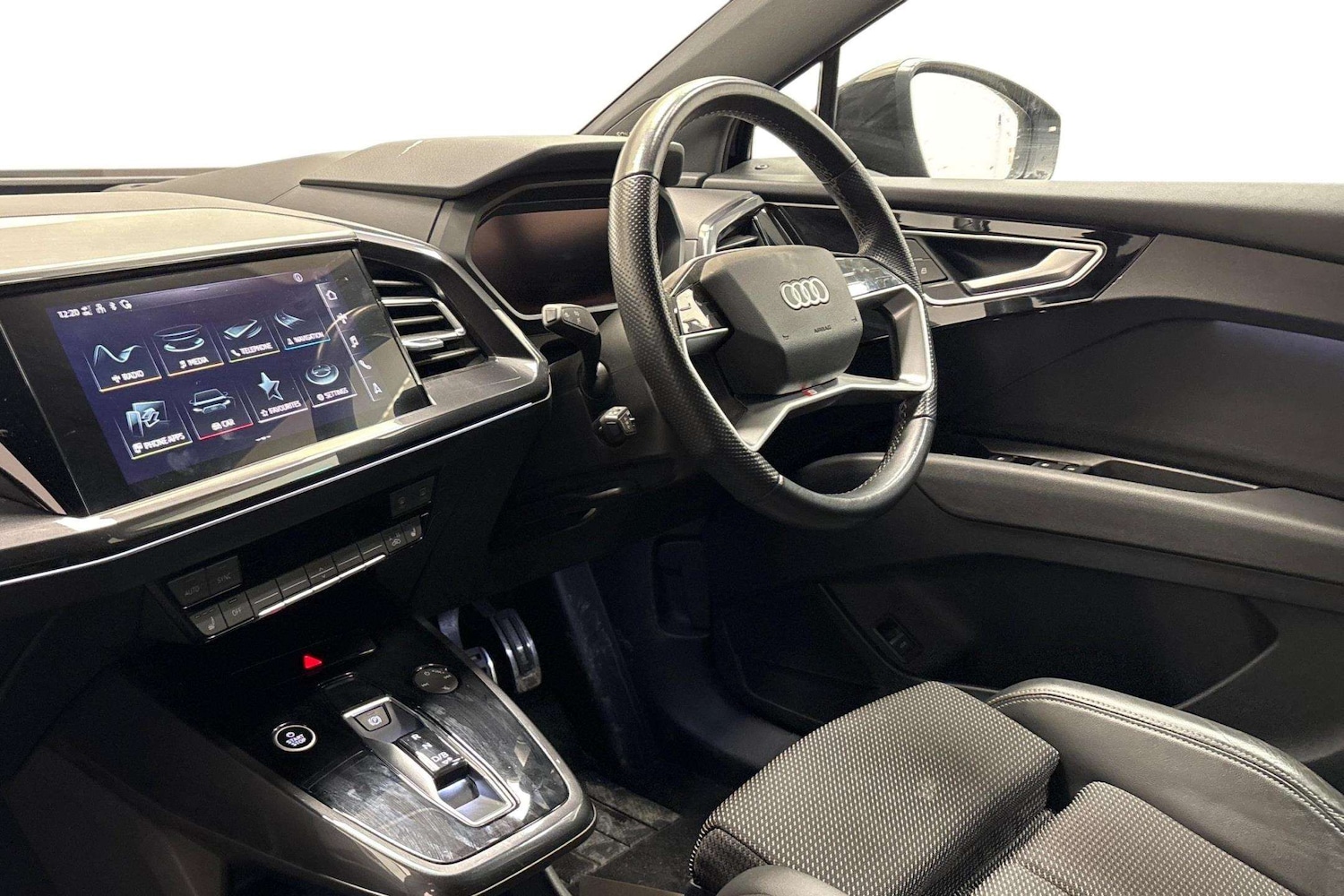 Used Audi Q4 e-tron 2021 for sale - 77206422: Photo 3