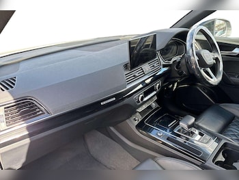 Used Audi Q5 2023 for sale - 77972875: Photo