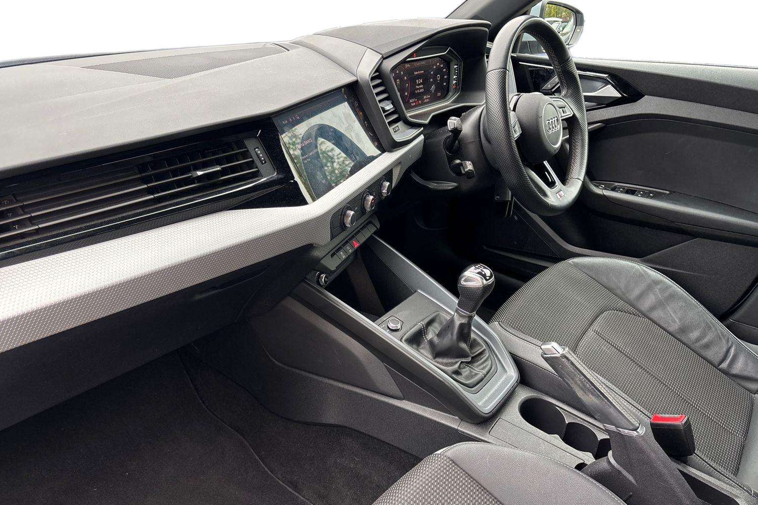 Used Audi A1 2022 for sale - 76141872: Photo 2