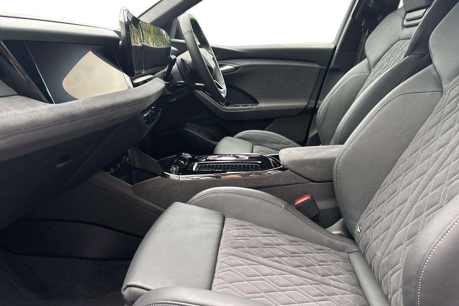 Used Audi Q6 e-tron 2025 for sale - 76100633: Photo 21