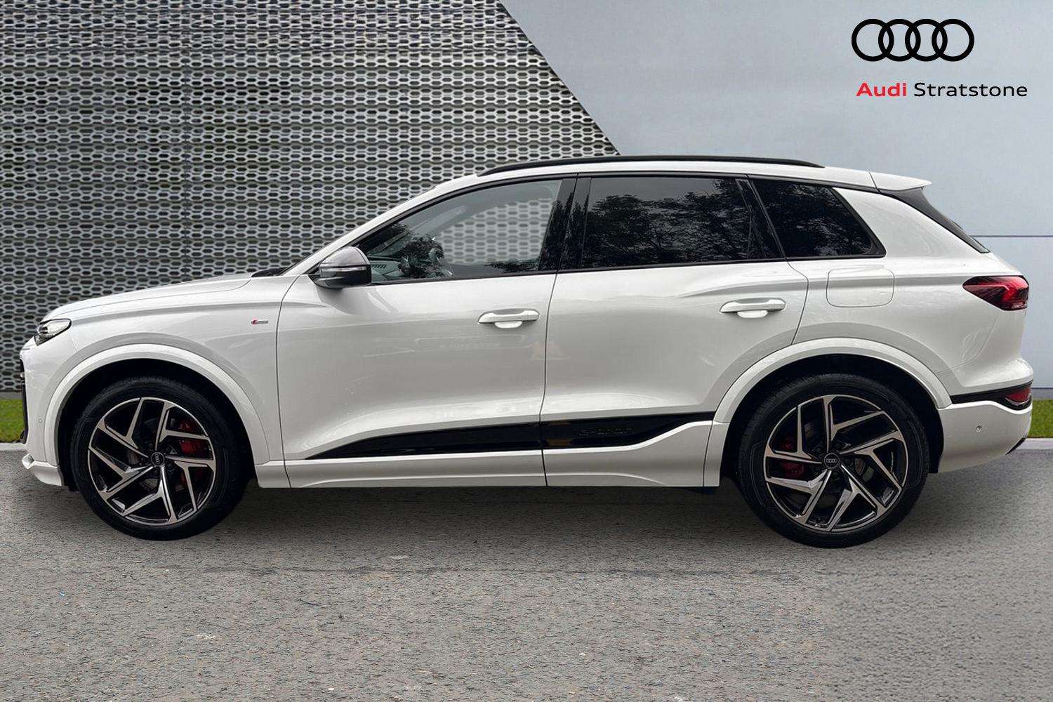 Used Audi Q6 e-tron 2025 for sale - 76100633: Photo 8