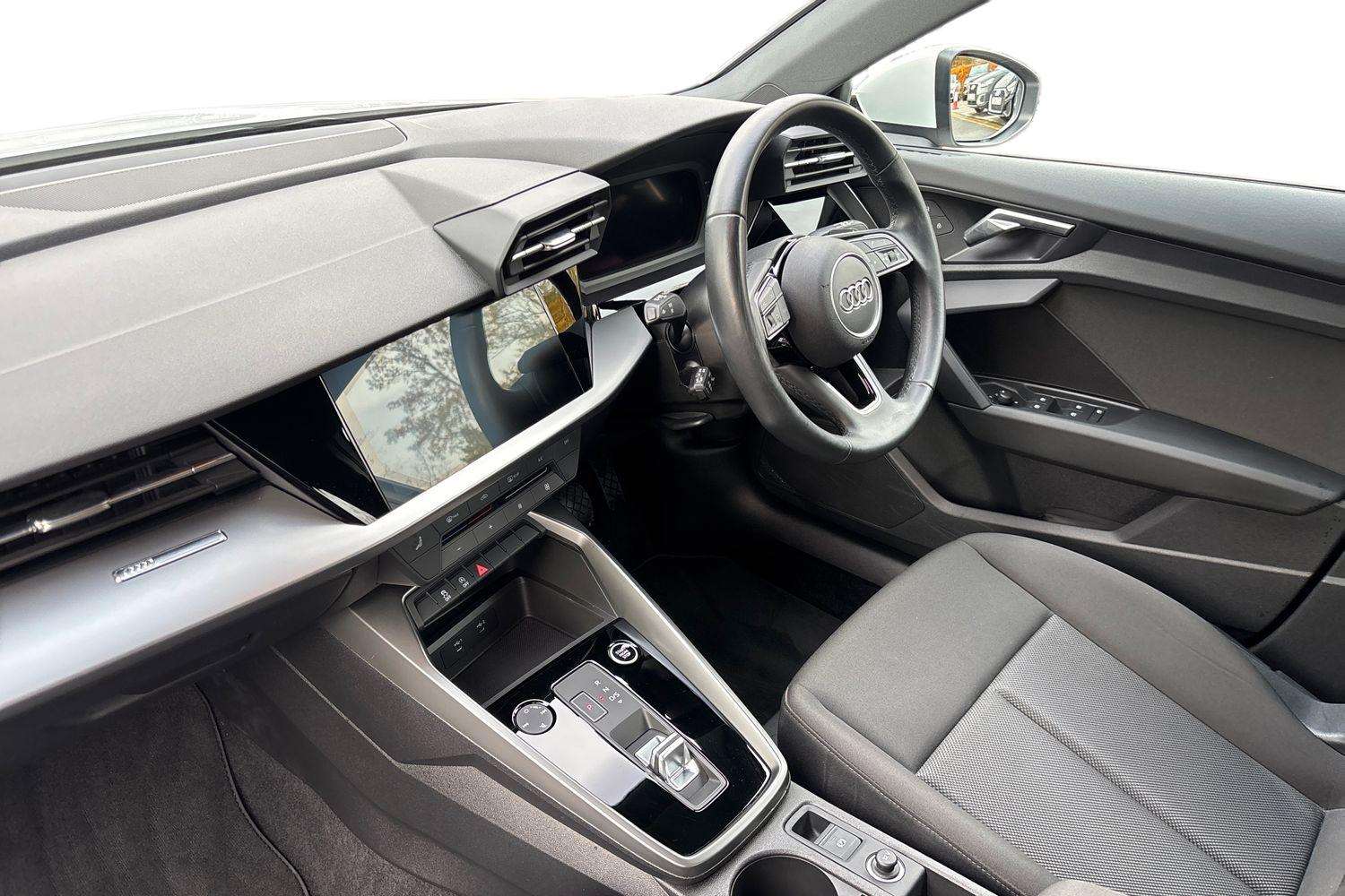 Used Audi A3 2022 for sale - 76636613: Photo 2