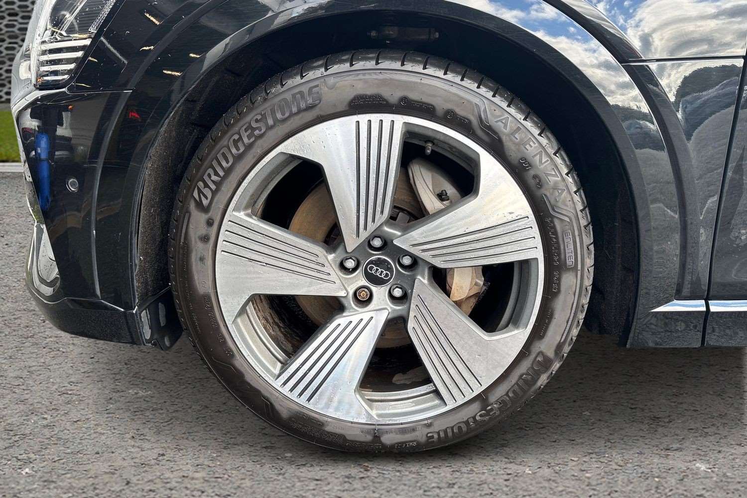 Used Audi e-tron 2022 for sale - 77316470: Photo 11