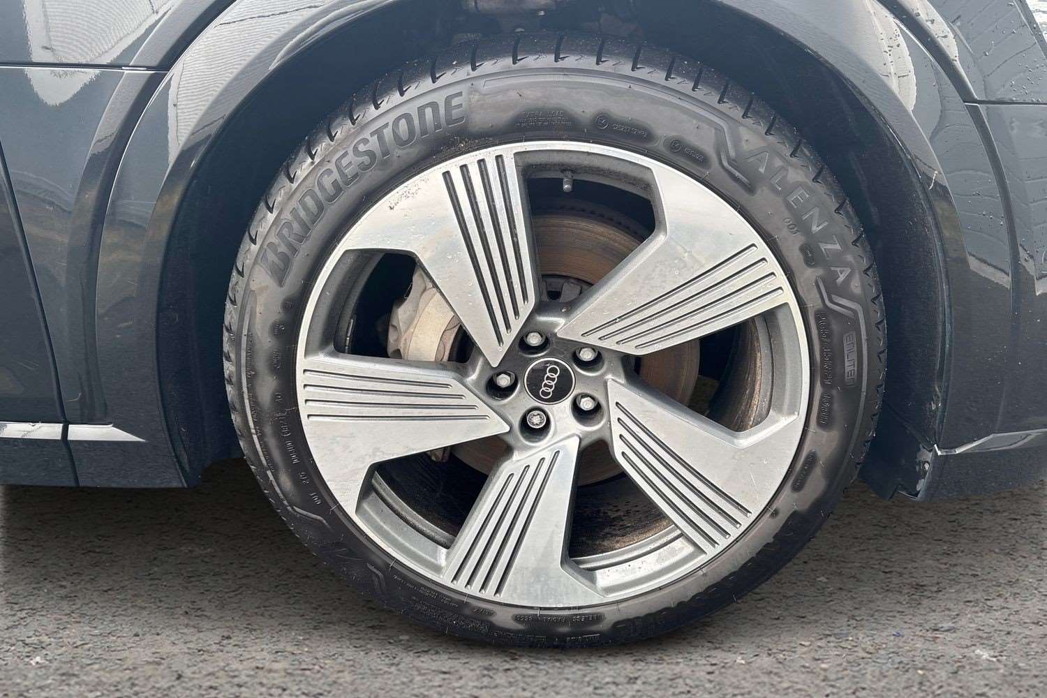 Used Audi e-tron 2022 for sale - 77316470: Photo 5