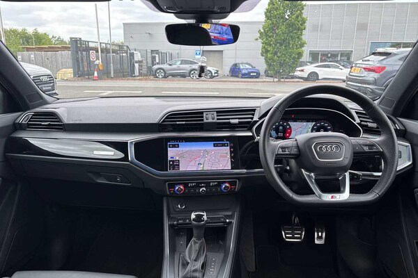 Used Audi Q3 2024 for sale - 76045279: Photo 12