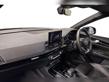 Used Audi Q5 2024 for sale - 76624623: Photo