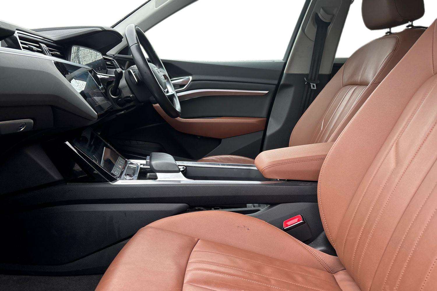 Used Audi e-tron 2021 for sale - 77257371: Photo 25