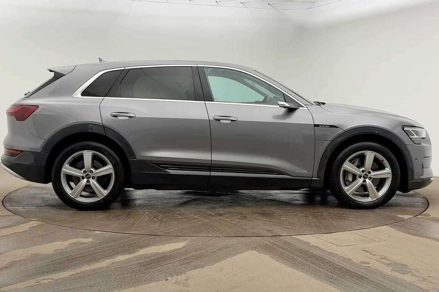 Used Audi e-tron for sale - 77257371: Photo 4