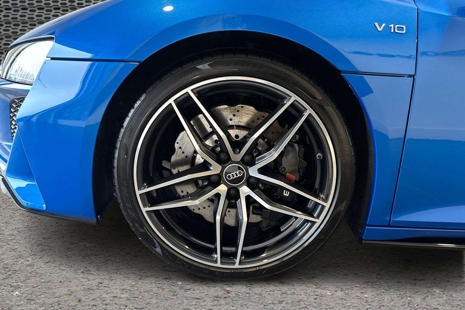 Used Audi R8 2024 for sale - 77361459: Photo 11