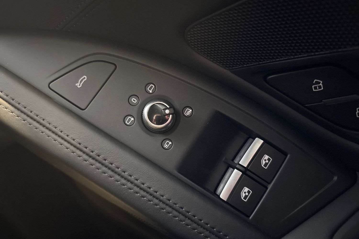 Used Audi R8 2024 for sale - 77361459: Photo 14