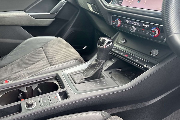 Used Audi Q3 2019 for sale - 75981327: Photo 15