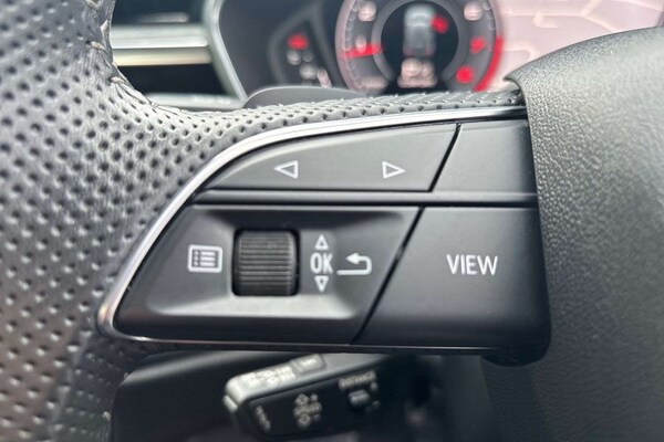 Used Audi Q3 2019 for sale - 75981327: Photo 16
