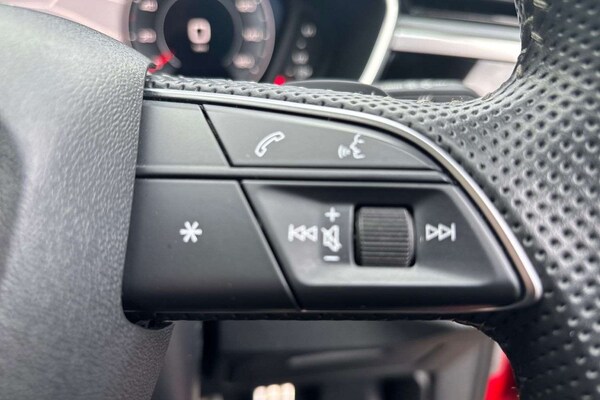 Used Audi Q3 2019 for sale - 75981327: Photo 17